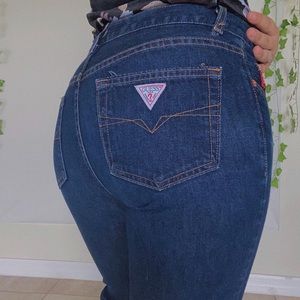 GUESS VINTAGE DESIGNER TRIANGLE LOGO 90s FLARE JEANS!